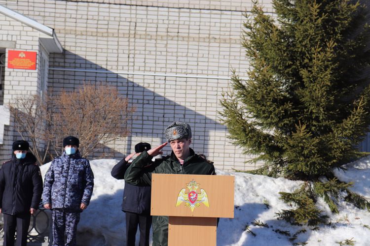 Новобранцы вневедомственной охраны Управления Росгвардии по Республике Марий Эл приняли присягу