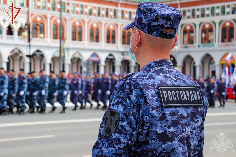 В Марий Эл сотрудники пресс-службы регионального управления Росгвардии организовали онлайн-фотовыставку «Вневедомственная охрана. Наша защита - ваше спокойствие»