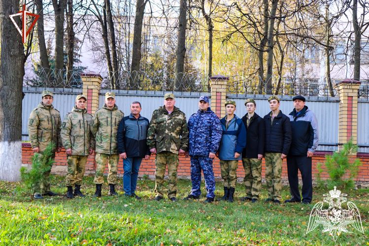 В Йошкар-Оле прошла акция Росгвардии «Древо Сталинграда» 