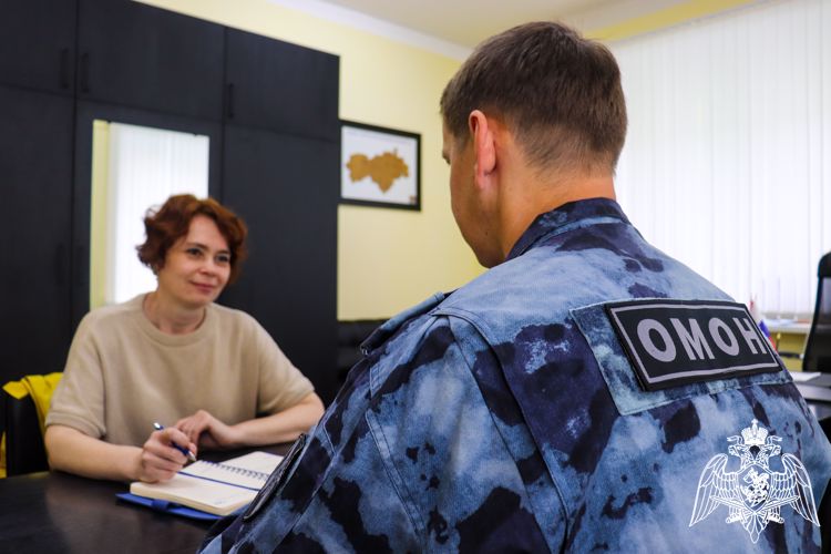Сотрудники пресс-службы Управления Росгвардии по Республике Марий Эл отмечают свой профессиональный праздник 