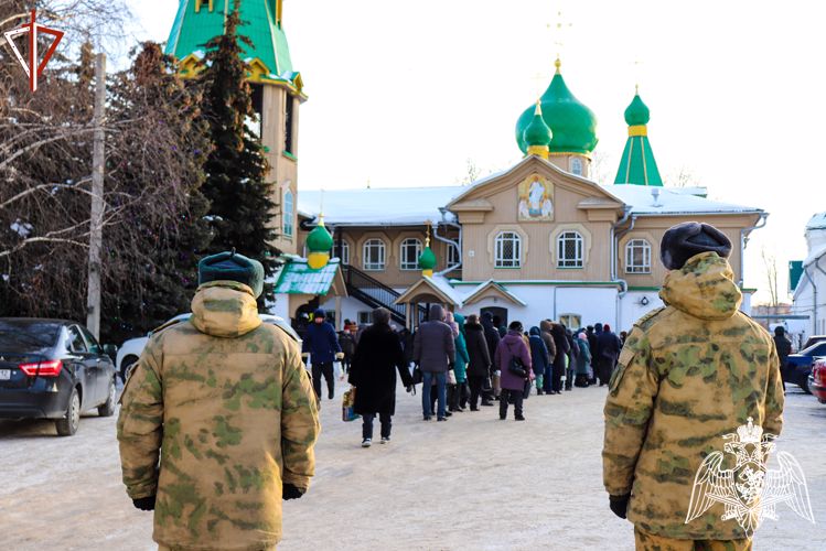 Сотрудники Управления Росгвардии по Республике Марий Эл приняли участие в обеспечении общественного порядка во время празднования Крещения Господня