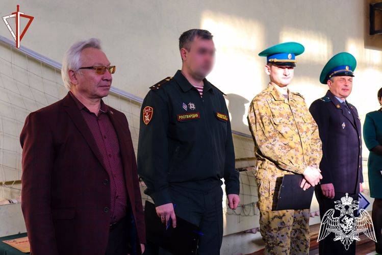 Представитель Управления Росгвардии по Республике Марий Эл принял участие в конкурсе «Смотр строя и песни» среди школьников