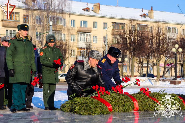 Руководство Управления Росгвардии по Республике Марий Эл приняло участие в церемонии, посвященной Дню защитника Отечества