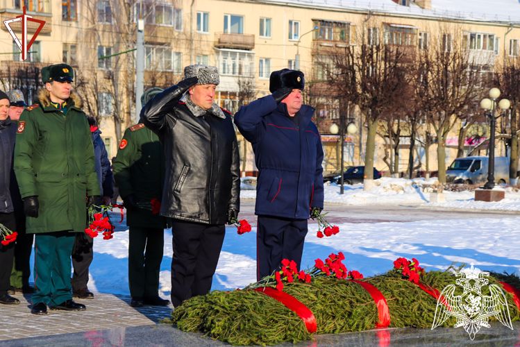 Руководство Управления Росгвардии по Республике Марий Эл приняло участие в церемонии, посвященной Дню защитника Отечества