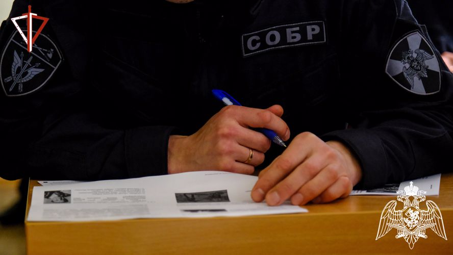 В Марий Эл сотрудники и военнослужащие Росгвардии написали «Диктант Победы»