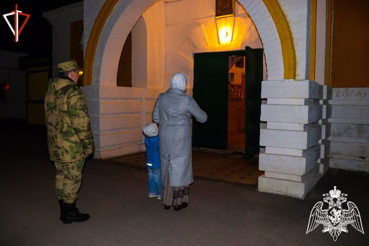 В Марий Эл росгвардейцы приняли участие в обеспечении общественной безопасности во время празднования Пасхи 