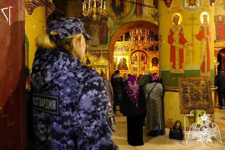 В Марий Эл росгвардейцы приняли участие в обеспечении общественной безопасности во время празднования Пасхи 