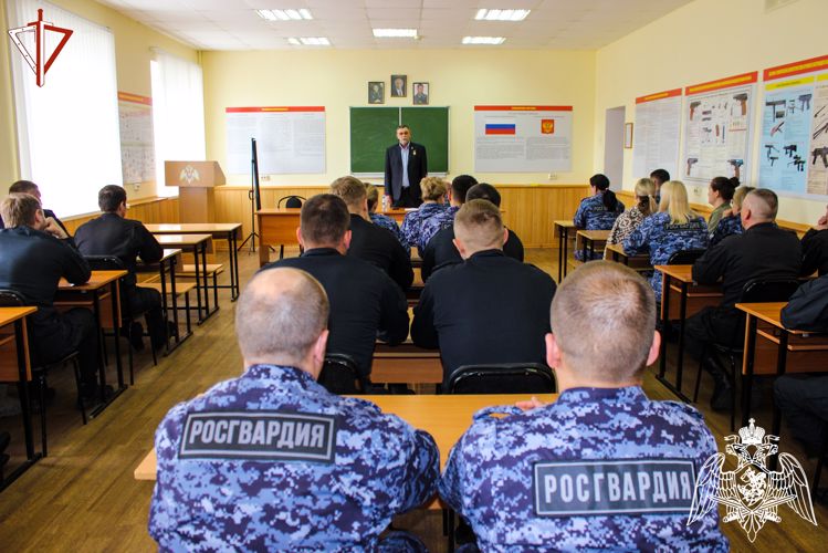 В Йошкар-Оле ветераны Росгвардии провели тематическое мероприятие, посвященное памяти ликвидаторов аварии на Чернобыльской АЭС