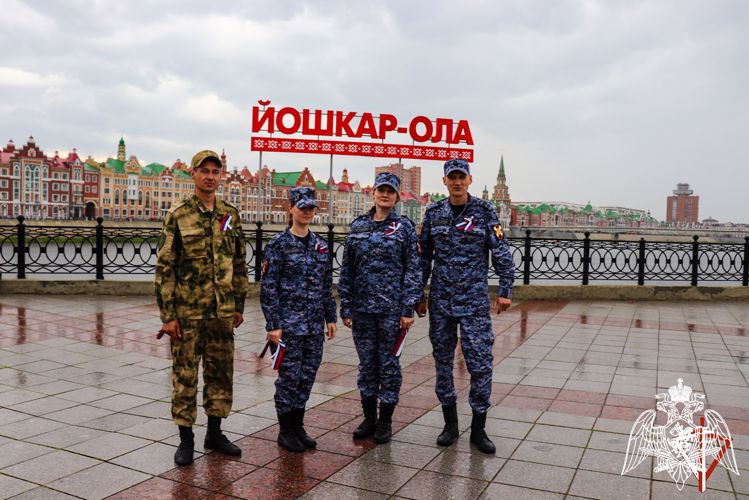 В Марий Эл росгвардейцы присоединились к патриотическим акциям, посвященным Дню России
