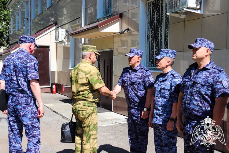Командующий Приволжским округом войск национальной гвардии Российской Федерации совершил рабочую поездку в Управление Росгвардии по Республике Марий Эл 