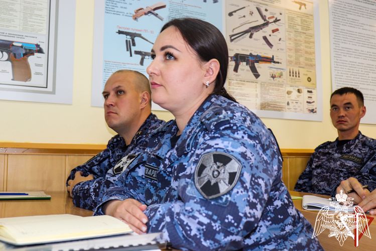 В Йошкар-Оле перед росгвардейцами выступили лекторы из МарГУ