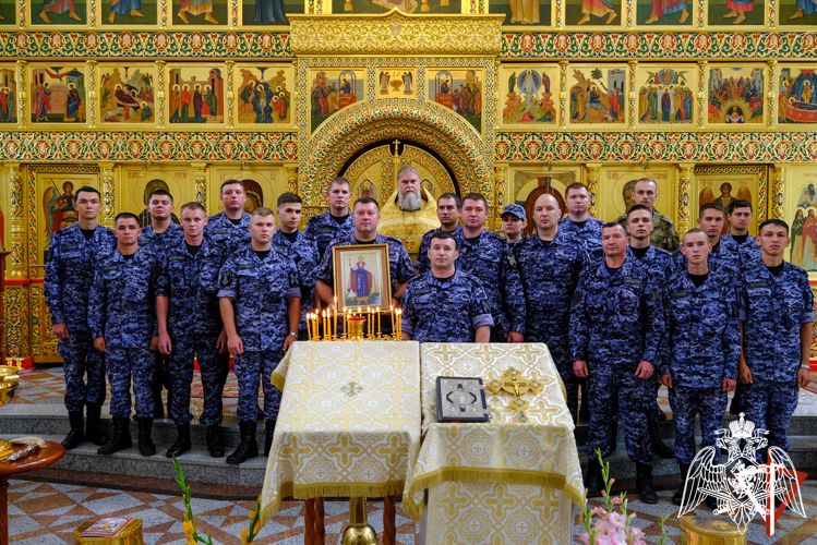 В Йошкар-Оле росгвардейцы приняли участие в молебне, посвященном памяти святого князя Владимира 