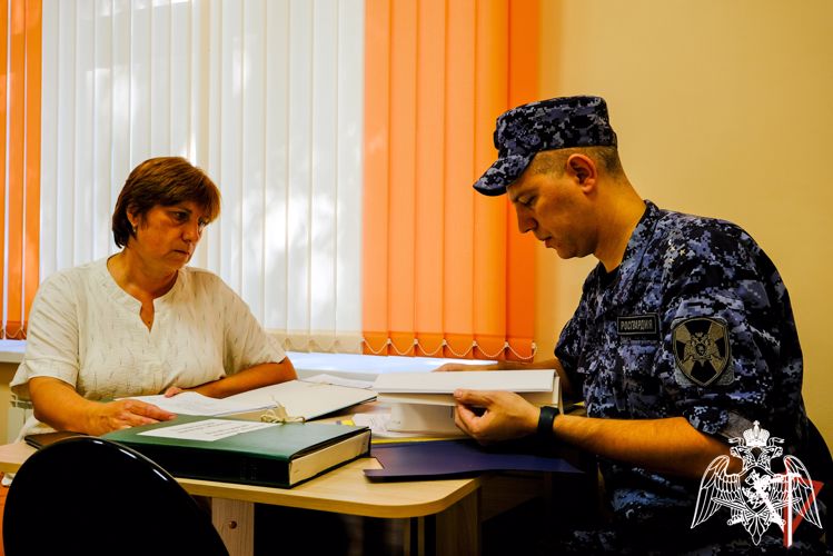 В Марий Эл сотрудники Росгвардии приняли участие в комиссионной проверке готовности образовательных учреждений к новому учебному году 