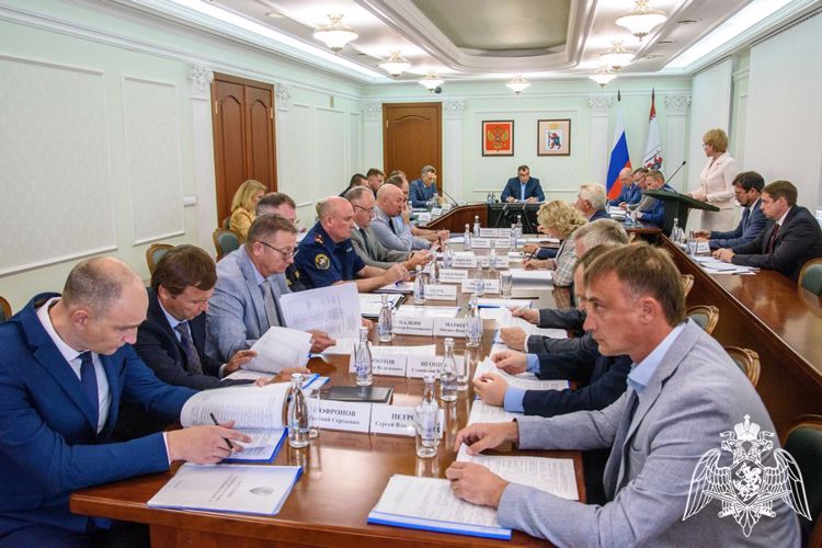 В Йошкар-Оле начальник территориального управления Росгвардии принял участие в заседании Антитеррористической комиссии и Оперативного штаба