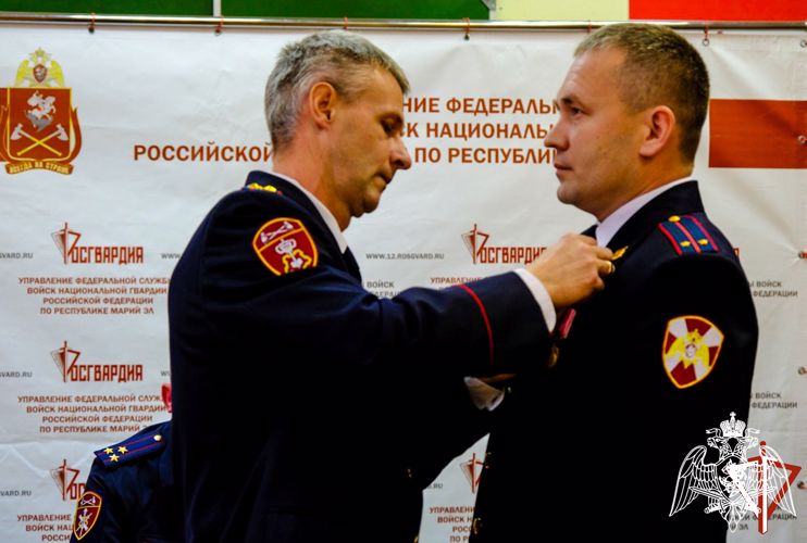 В Марий Эл сотрудники отдела вневедомственной охраны Росгвардии отметили свой профессиональный праздник