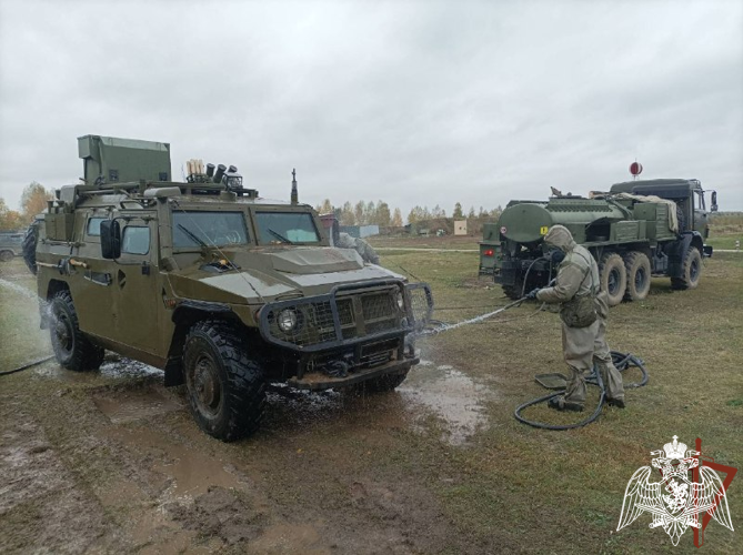 Генерал-полковник Юрий Яшин поздравил военнослужащих и ветеранов подразделений РХБ защиты с профессиональным праздником