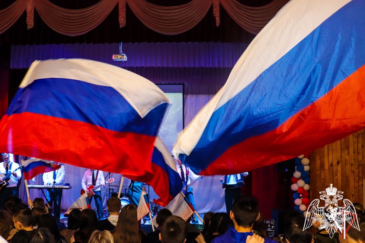 В Республике Марий Эл выступила вокально-инструментальная группа Ансамбля песни и пляски Приволжского округа войск национальной гвардии Российской Федерации 