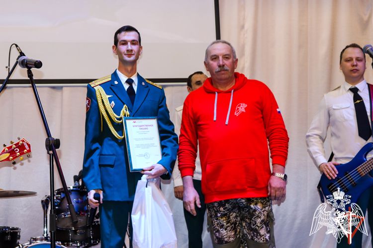 В Республике Марий Эл выступила вокально-инструментальная группа Ансамбля песни и пляски Приволжского округа войск национальной гвардии Российской Федерации 
