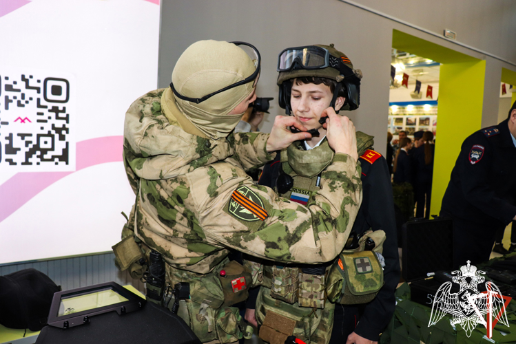 В Йошкар-Оле при  участии Росгвардии состоялось открытие месячника оборонно-массовой и военно-патриотической работы