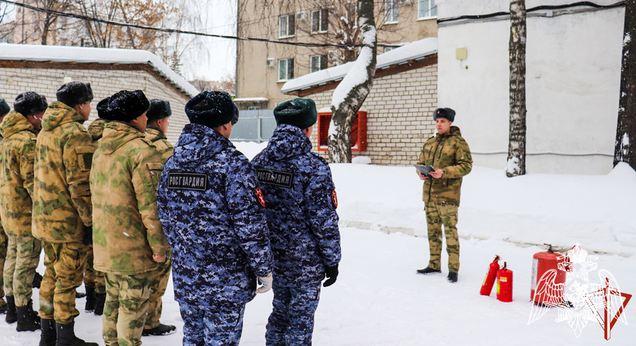 В Марий Эл состоялся учебный сбор с нештатными пожарными расчетами регионального управления Росгвардии