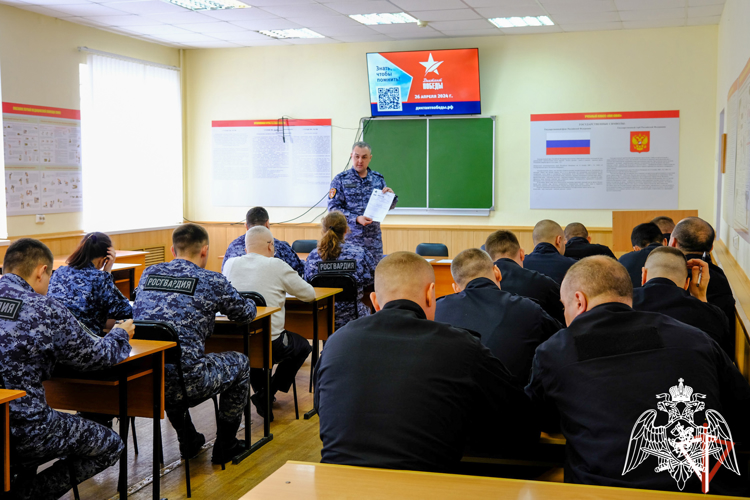 В Йошкар-Оле росгвардейцы и школьники подшефных классов Росгвардии приняли участие в исторической акции «Диктант Победы»