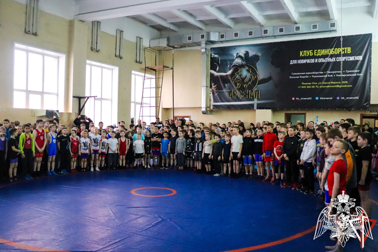В Марий Эл прошел турнир по вольной борьбе, посвященный памяти офицера территориального управления Росгвардии Станислава Дмитриева
