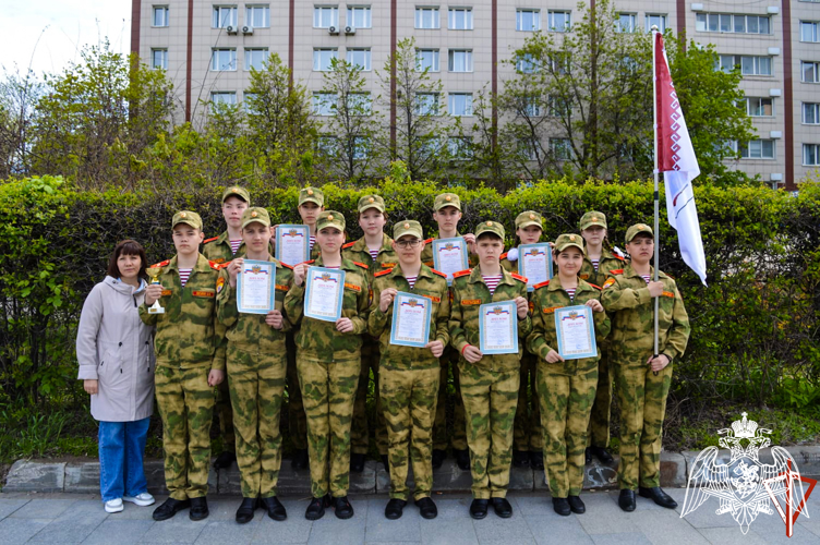 Учащиеся подшефного класса Росгвардии школы №19 г. Йошкар-Олы заняли призовые места на X Военно-патриотическом слёте «Москва. Май. Победа!»