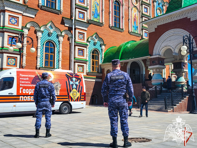 В Йошкар-Оле росгвардейцы обеспечили безопасность пребывания Казанской иконы Божией Матери