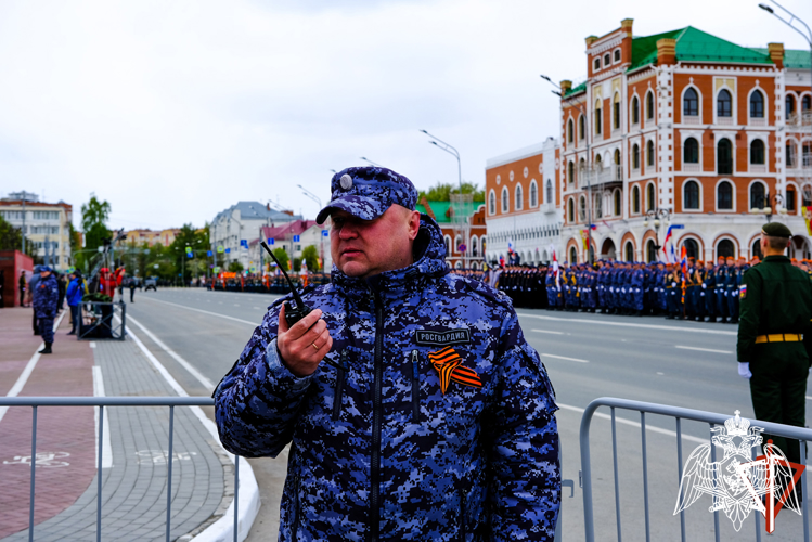 В Марий Эл росгвардейцы выполнили задачи по обеспечению безопасности во время празднования Дня Победы