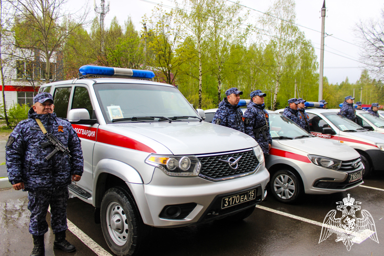 К всероссийской акции «Бессмертный автополк» присоединились росгвардейцы из Марий Эл