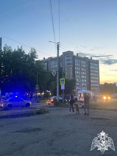 Сотрудники Росгвардии пришли на помощь попавшей в ДТП несовершеннолетней девочке в Йошкар-Оле