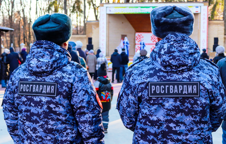 В Йошкар-Оле росгвардейцы приняли участие в обеспечении охраны общественного порядка в День народного единства