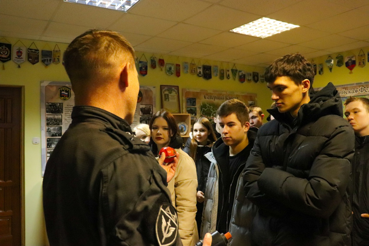 Школьники из Марий Эл познакомились со службой спецподразделения Росгвардии