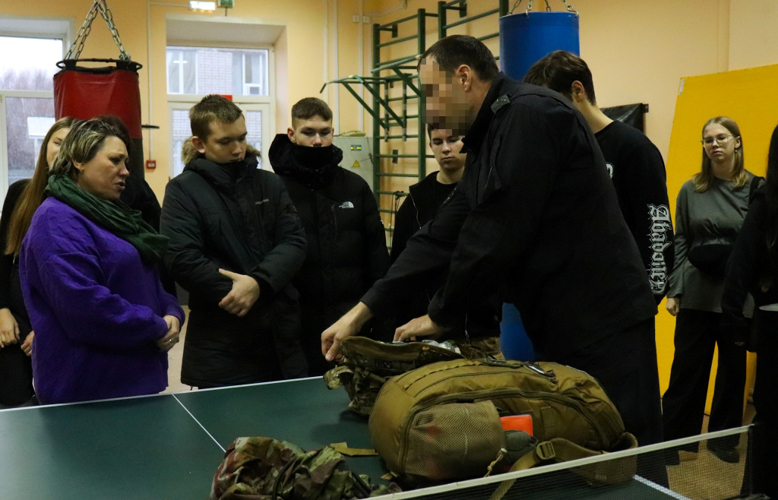 Школьники из Марий Эл познакомились со службой спецподразделения Росгвардии