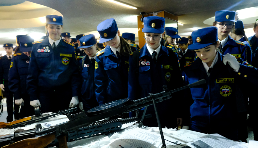 Кадеты Росгвардии стали участниками патриотического мероприятия в честь Дня защитника Отечества в Йошкар-Оле