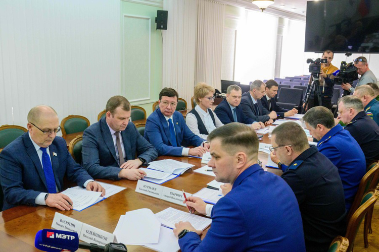В Йошкар-Оле начальник территориального управления Росгвардии принял участие в заседании Антитеррористической комиссии 