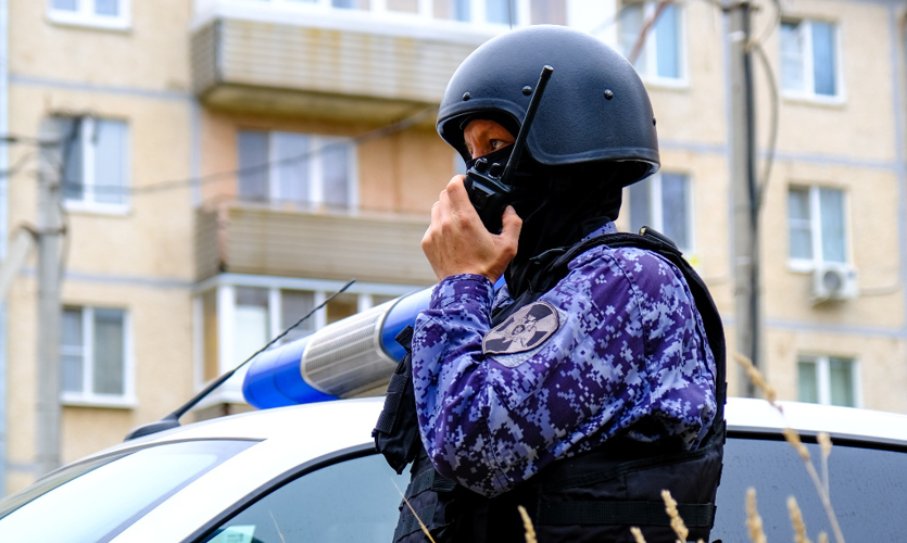 В Марий Эл сотрудники Росгвардии задержали двух подозреваемых в кражах из гипермаркета 