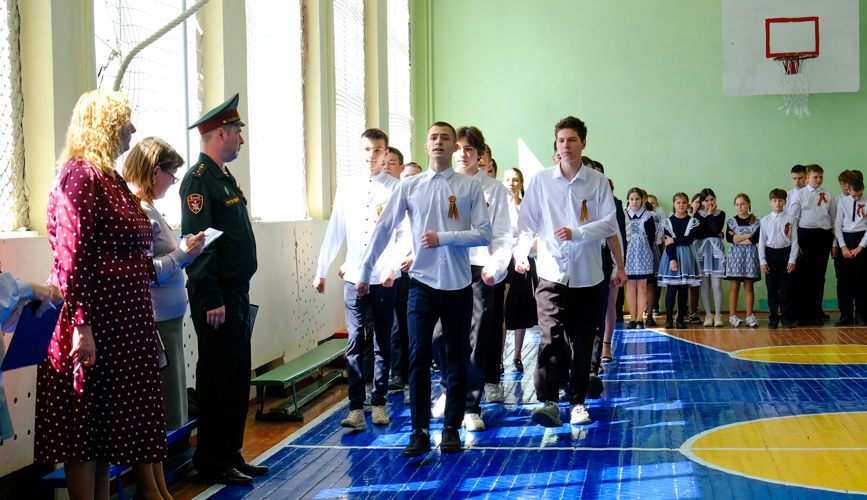 В Йошкар-Оле представитель Росгвардии вошел в состав жюри в судействе «Смотра строя и песни» среди школьников