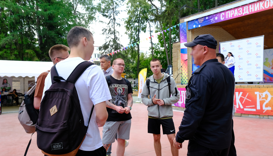 Росгвардейцы Республики Марий Эл приняли участие во Всероссийской ярмарке вакансий 