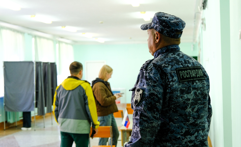 Росгвардейцы обеспечили правопорядок в ходе Единого дня голосования в Марий Эл
