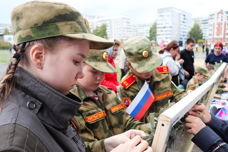 Росгвардейцы приняли участие в фестивале патриотического стиля в Йошкар-Оле