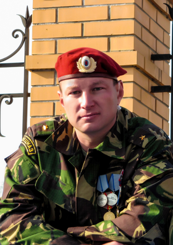 «Он навсегда остался в наших сердцах»: бойцы СОБР «Берсерк» Управления Росгвардии по Республике Марий Эл чтят память погибшего товарища Александра Данилова
