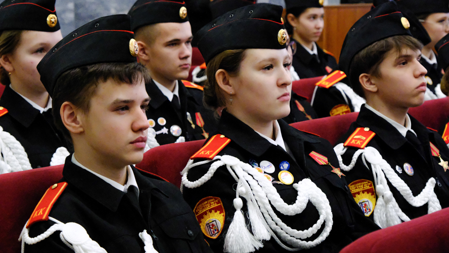 Представитель Росгвардии приняли участие в открытии месячника оборонно-массовой и военно-патриотической работы в школе № 19 г. Йошкар-Олы