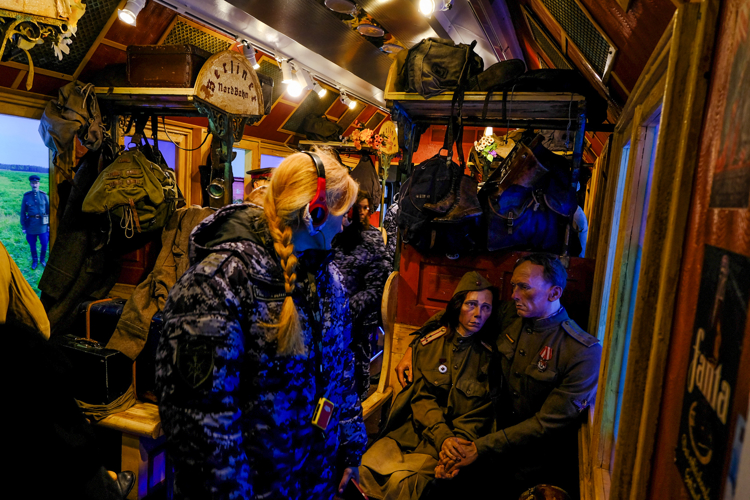 Росгвардейцы посетили уникальную выставку «Поезд Победы» в Йошкар-Оле