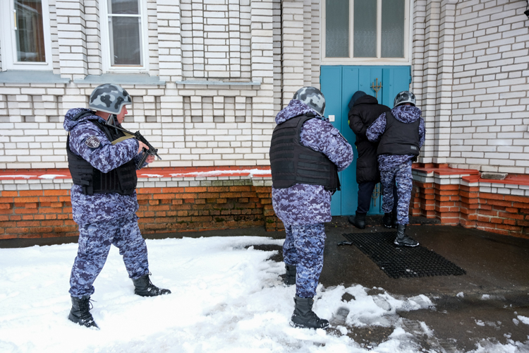 Росгвардейцы Марий Эл выполнили поставленные задачи в ходе всероссийских учений в образовательных организациях