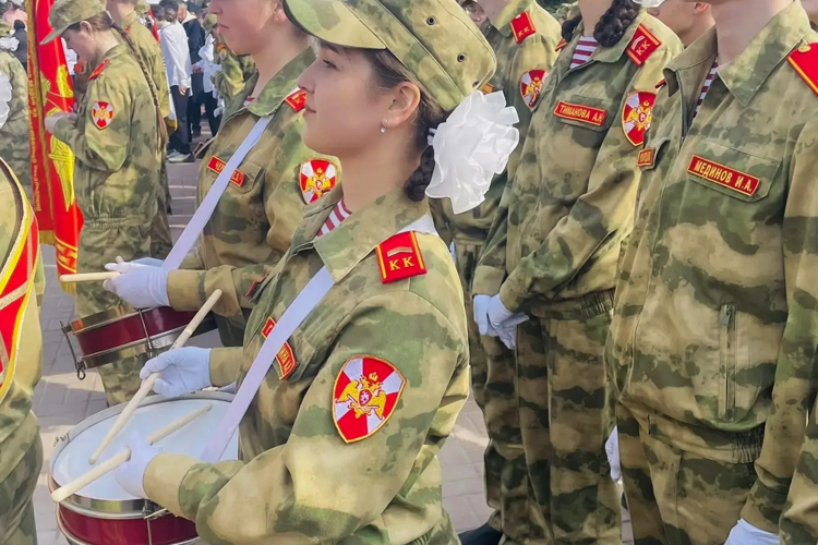 В Йошкар-Оле кадеты Росгвардии стали победителями городского конкурса строя и песни