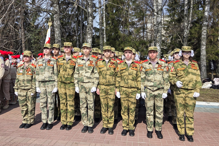 В Йошкар-Оле кадеты Росгвардии стали победителями городского конкурса строя и песни