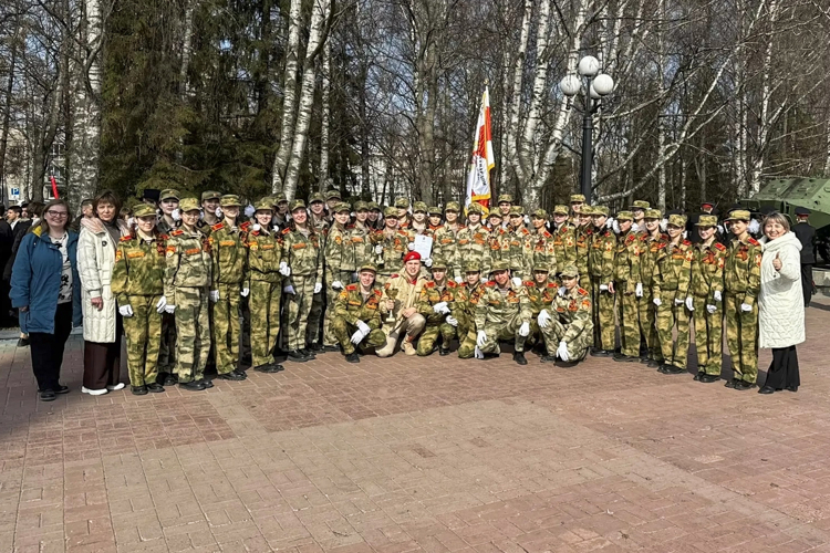 В Йошкар-Оле кадеты Росгвардии стали победителями городского конкурса строя и песни