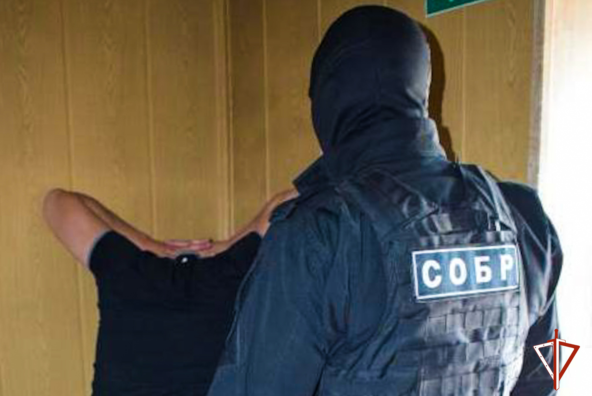При содействии сотрудников спецподразделения Росгвардии в Йошкар-Оле задержаны граждане, подозреваемые в покушении на сбыт наркотических средств