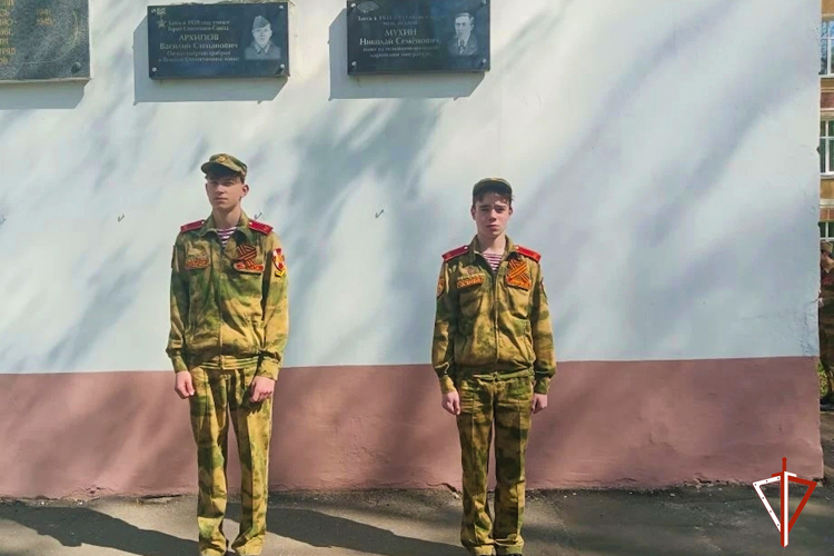 В Йошкар-Оле кадеты Росгвардии Гимназии №14 заступили на «Вахту памяти» 